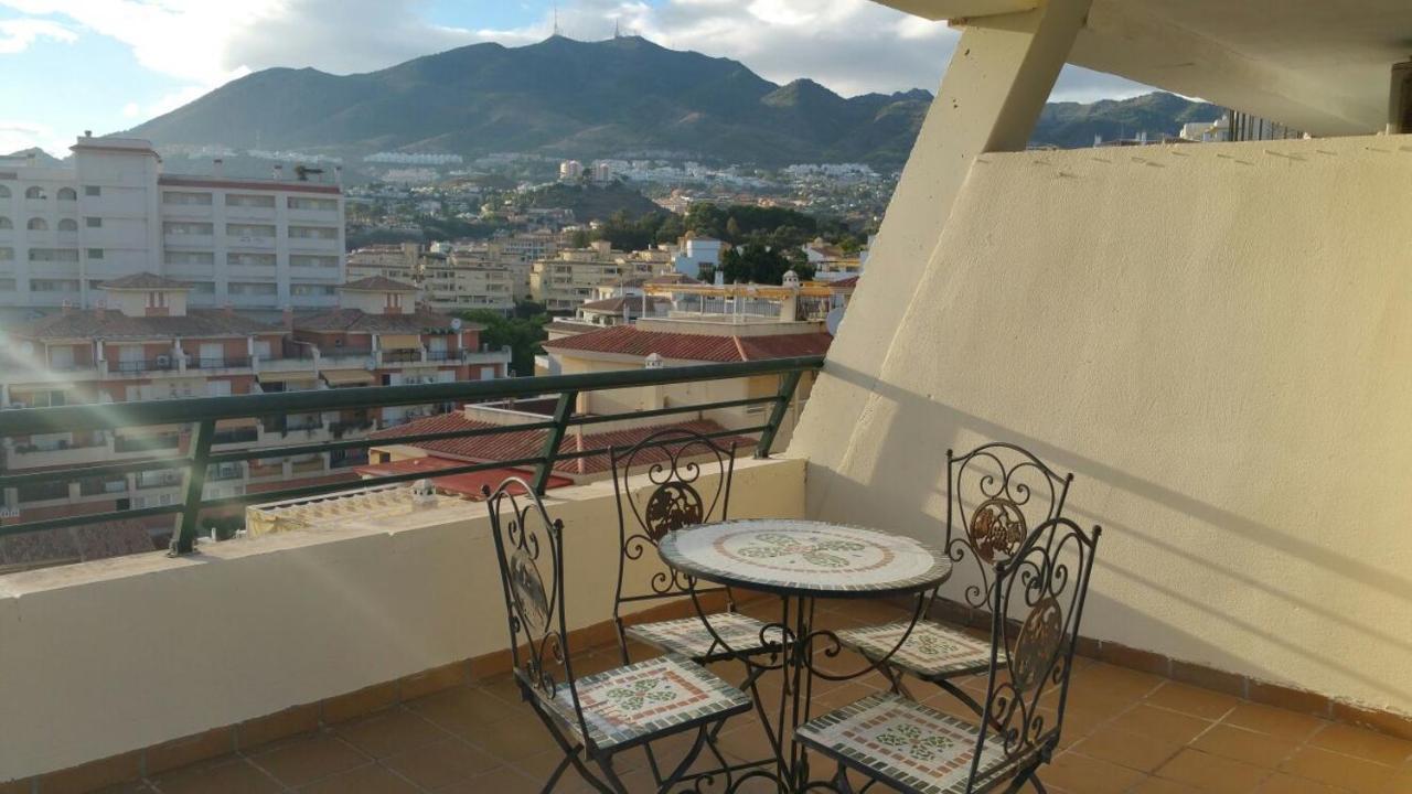 Atico 3 Habitaciones Benalmadena Costa Con Jacuzzi Y Barbacoa Privado Bagian luar foto
